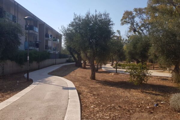 Realizzazione di pavimentazione ciclopedonale ecocompatibile in terra stabilizzata presso il Parco Gentile di Bari