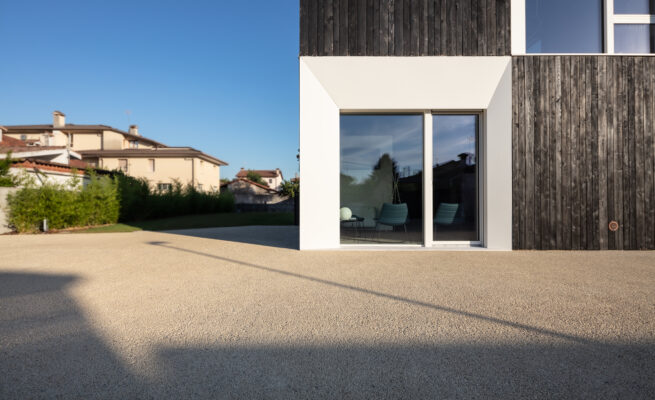 Parcheggio drenante ecocompatibile