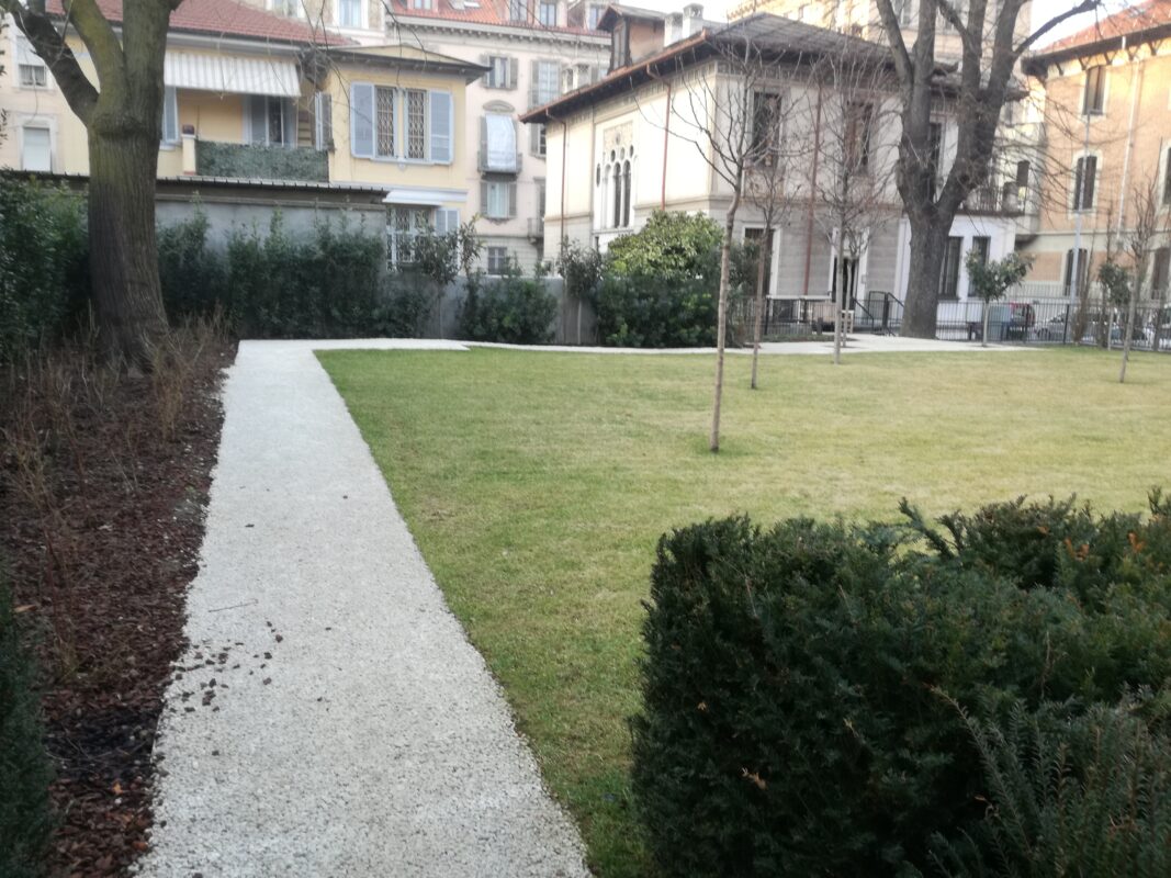 Agnelli-Stiftung in Turin: Entwässerung des Pflasters mit Kalksteinzuschlagstoffen