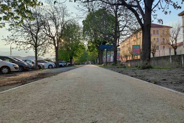Realizzazione di pavimentazione ecocompatibile in misto granulare stabilizzato pista ciclabile stradale Fenestrelle -Pinerolo (TO)