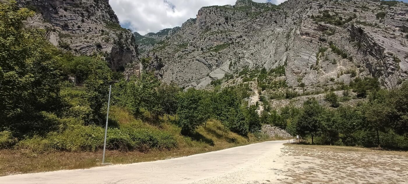 PAVIMENTAZIONE NATURALE IN TERRA STABILIZZATA FARA SAN MARTINO