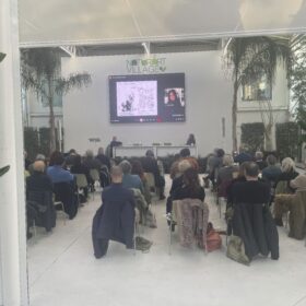 Relatori e pubblico al seminario AIAPP TUM al Naturart Village di Pistoia